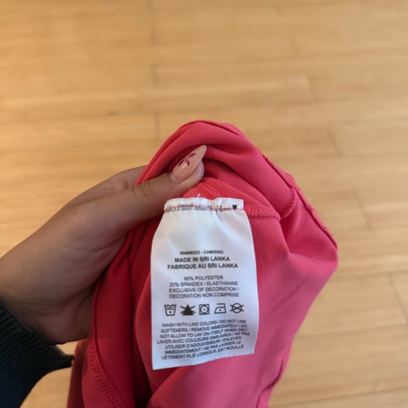 Barry's Bootcamp Nike Crop Tank - Picture 5 of 5